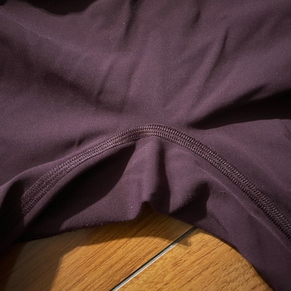 Burgundy/maroon/dark red size 6 lululemon leggings - Picture 5 of 7